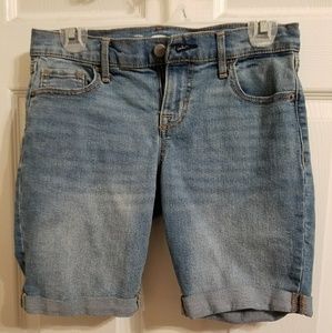 Old Navy Shorts - Old Navy size 2 jean shorts Old Navy Shorts - Old Navy size 2 jean shorts